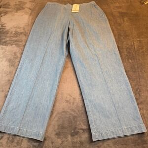 Alfred Dunner Cape May Denim Proportionate Short Pants Womens size 12 29x27" NWT